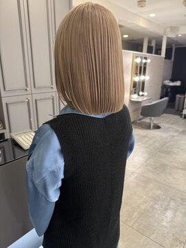 ノエ 心斎橋(Noe) ミルクティーベージュ