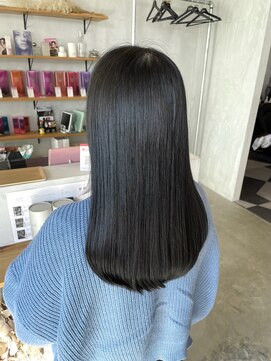 シェル 津山の手店(shel) 10代20代髪質改善韓国風ブルーブラック透明感カラー