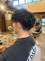 テントヘアー(tent hair)&nbsp;夏前に人気急上昇中◎無造作メンズパーマ