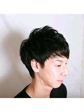 サリュー バイ イザ(Salut by IZA) 束感メンズカット