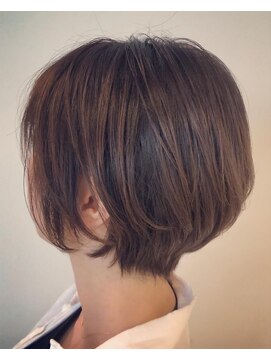 プアナナラ(pua nanala) 大人キレイな小顔襟足スッキリショート