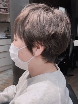 ハイプ(hipe) *ゆるっとカールを活かしたショートヘア