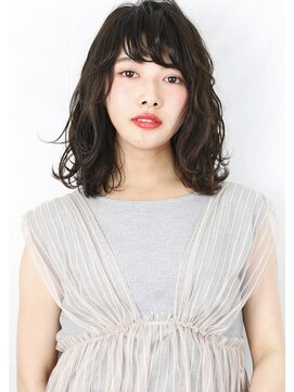 ラミ(L'ami) ☆グレージュ＆毛束感☆オン眉ひし形シルエットマッシュウルフ♪