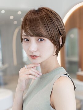 ドットハリス(.Hallis) 小顔愛されショート大人ガーリーチョコレートプリカール