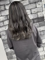 ライズ バイ レボ 柏店(RISE by REVO)&nbsp;大人かわいい/レイヤーロング/グレーベージュ/前髪パーマ/柏