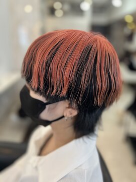 ラビス(Lovis) デザインカラー/レイヤーカット/ヘアアレンジ/オリーブベージュ