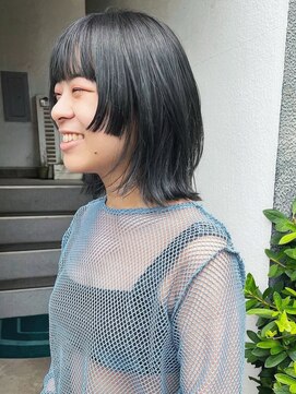 タヴィ(Tavi) 姫カットレイヤーくびれヘア/フェイスレイヤー/外ハネミディアム