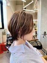 ショートボブ