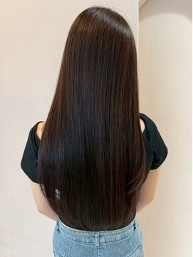 レジナヴィータ 栄(Reginavita) ブラウンベージュカラー レイヤーカット 艶髪 髪質改善 20代