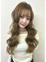 ハチ(HACHI)&nbsp;流行りのフォワード巻きで韓国っぽスタイル