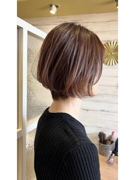 エム インターナショナル 白岡 キュート(EMU international CUTE) 360°綺麗☆美シルエットショート