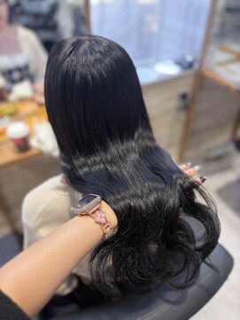 リーオオサカ(Lee Osaka) 地毛風暗め艶カラー