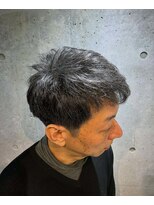 バーバーバー ナカノ(BARBER BAR NAKANO)&nbsp;白髪を生かす！ロマンスグレーツーブロック