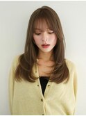 ワンカールレイヤーカット×アッシュグレージュカラー