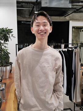 ダカー(dakah) ルーズにやりすぎないショート