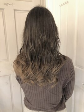 ロンドアベニール 北千住(Lond avenir) 20.30.40代◎アッシュブラウングラデヘア Lond avenir 本田