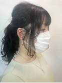 夏×マスクに対するまとめ髪の後れ毛