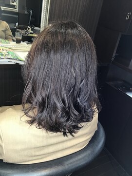 髪の美院 シャルマン ビューティー クリニック(Charmant Beauty Clinic) ミディアム