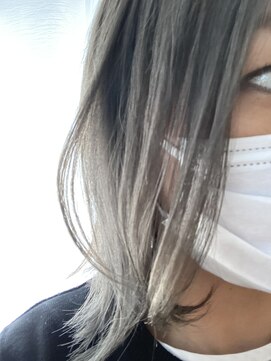 オードットバイマレ(O. by mare) モノトーンセミディー