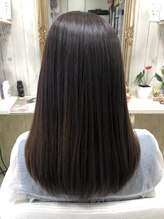 ヘアー クチュリエ ビーホワイト(hair couturier B:white)
