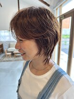 ミッケ(mikke)&nbsp;ウルフカット。