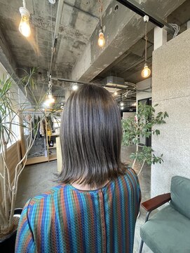 ロッソ(ROSSO) シルバーグレージュ