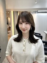 ヴィオットバイサロン(Viot by Salon)&nbsp;大人前髪アイスグレー韓国小顔レイヤー重めロングオリーブ