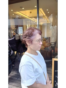 ブロッサム ひばりヶ丘(Blossom) 白髪を活かす★グレージュ前髪ピンクベージュインナー