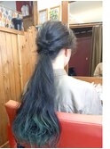 毛先のツインカラーグリーン☆