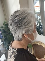 シェノン 赤羽店(CHAINON)&nbsp;ミセス襟足すっきりショートカットふんわりパーマ上品グレイヘア