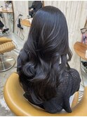 秋冬の黒髪ロングヘアなら縮毛矯正がオススメ！