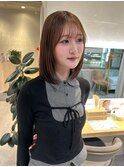 軽やかレイヤー × 明るめカラー