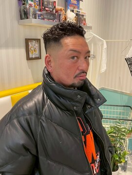 エルエフェ(EL JEFE) 【ハイスキンフェード×パーマスタイル】［東中野］［落合］