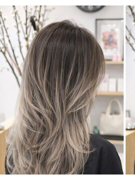 ハイク(HYKE) 赤み消しグレージュバレイヤージュ