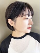 リタ 枚方(Rita)&nbsp;春カラーイメチェン◎クールショート×黒髪で大人可愛い