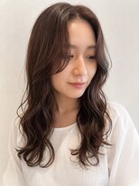 カウチ ヘアー ドレッシング(COUCH Hair Dressing) 女性らしいロングカールスタイル