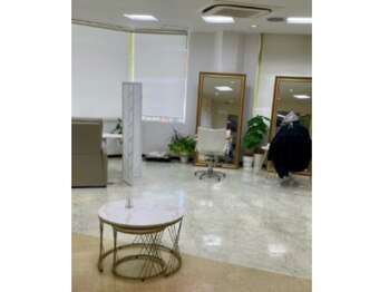 ミッシェルウエスト(Michelle WEST)の写真/【豊中エリアでアレルギー肌に特化した美容院&病院】