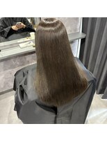 ネームレス 心斎橋(nameless)&nbsp;オリーブブラウンの艶ロング｜心斎橋大人色