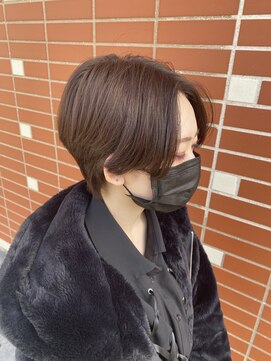 コワファースト 大分(COIFF1RST) ボーイッシュ前下がりショート×ベージュカラー