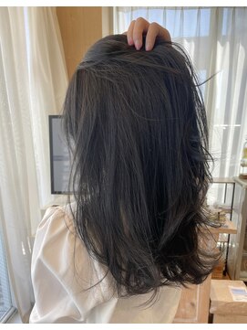 バイオレット ナゴヤ(Violet Nagoya) 透明感カラー  ブルーブラック ブルーグレージュ アッシュグレー