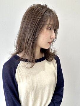 フォーク FOLK 【FOLK】透明感ペールグレージュ☆似合わせ外ハネミディボブ♪