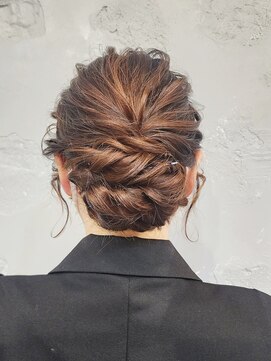 エフェ(effet) ウェーブねじりアップ