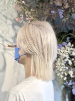 ナンバーサーティーン(No.13)&nbsp;ホワイトカラー