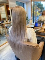 フツーロ 栄(FUTURO) ハイトーンエクステ