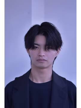 スピンオフシフト(SPIN-OFF SHIFT) 毛流れセンターパート