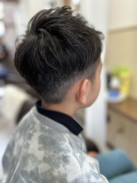 コアフィールフィス(COIFFURE fils) 【見附　今町】キッズカット　学生カット　爽やかツーブロック