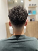 プーロ(Pu-ro) 10～40代の方に幅広く人気！スキンフェード