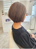 前下がりショートボブ◎ハイライトカラー