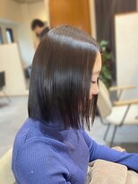 トワ(toi)&nbsp;前下がりボブ/切りっぱなしボブ/ダークグレージュ/横浜/横浜駅