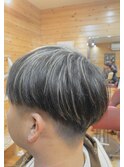 メンズショートハイライトメッシュスタイル